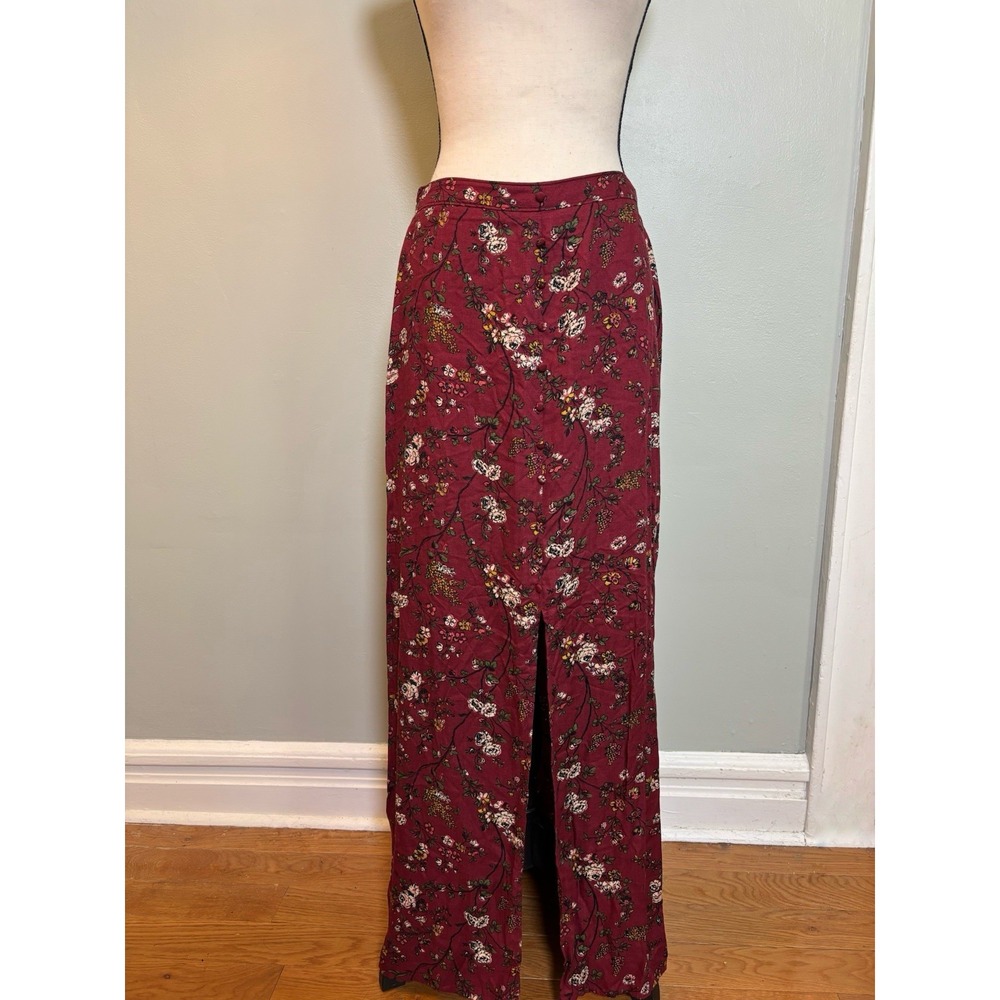 Mossimo Burgundy Floral Maxi Skirt M Front Slit Boho Whimsigoth Dark Romantic